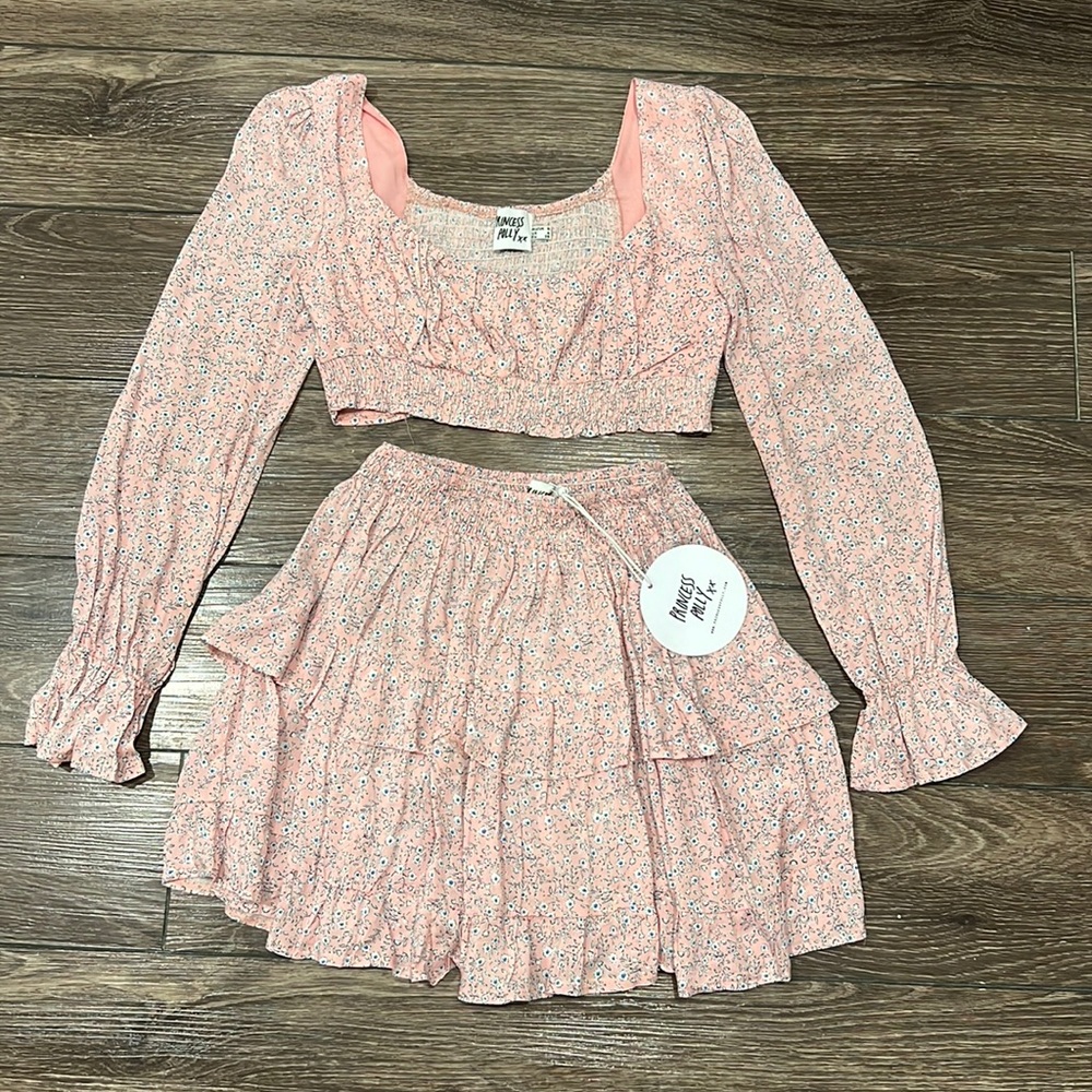 NWT. Princess Polly Skirt and Crop Top Set. Size 4 skirt and top.
